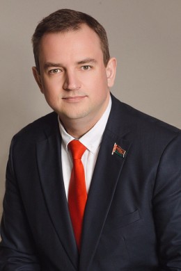 Прием граждан посредством телефонной связи проведет член Совета Республики Национального собрания Республики Беларусь Анюховский С.А.
