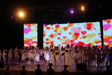 В Бобруйске состоялся отчетный концерт центра «Росквит», посвященный Международному дню защиты детей