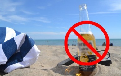 Отдых по закону: какой штраф предусмотрен за распитие алкогольных напитков на пляже