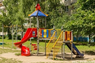 Жители Лынькова: «Как обновить детскую площадку?»