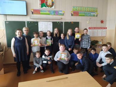 В апреле – мае 2023 года в школах Бобруйска прошли акции «Детям о налогах»