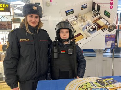 Сотрудники Бобруйского отдела охраны продолжают посещать торговые центры города в профилактических целях
