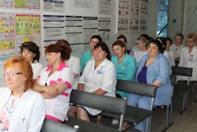 Молодёжная информационная группа Первомайского района провела встречу с работниками поликлиники №6