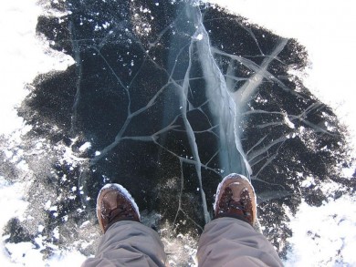 Выходить на лед крайне опасно