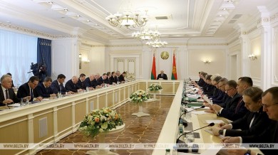 Лукашенко: ценообразование - это основа справедливого мира в Беларуси