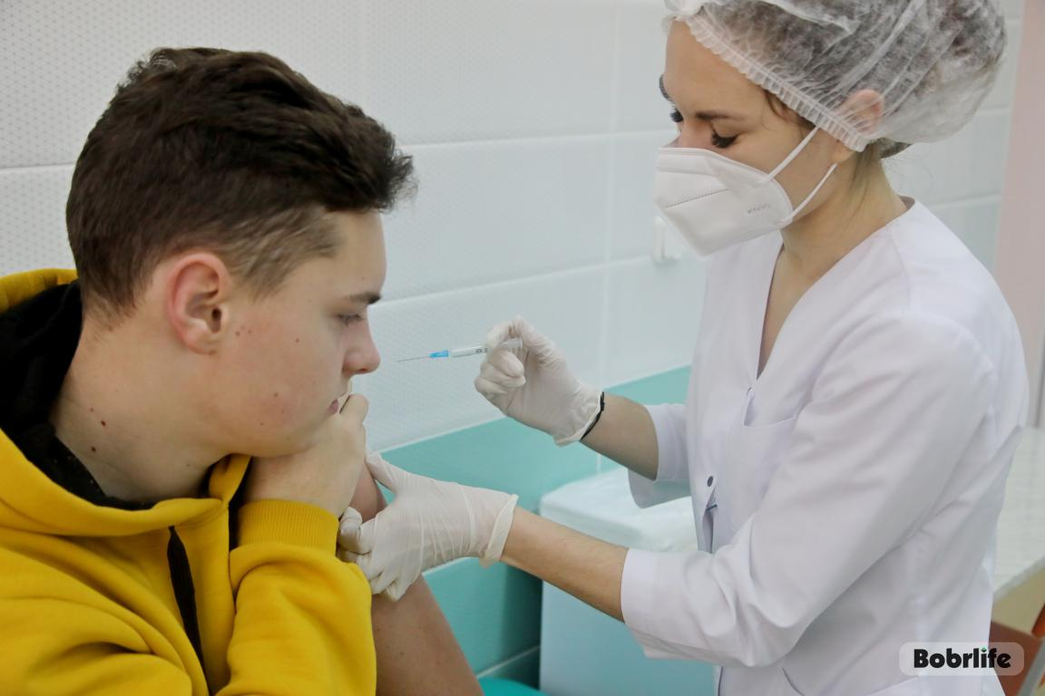 Грипп – опасная вирусная инфекция. Защититься от него помогает ежегодная вакцинация