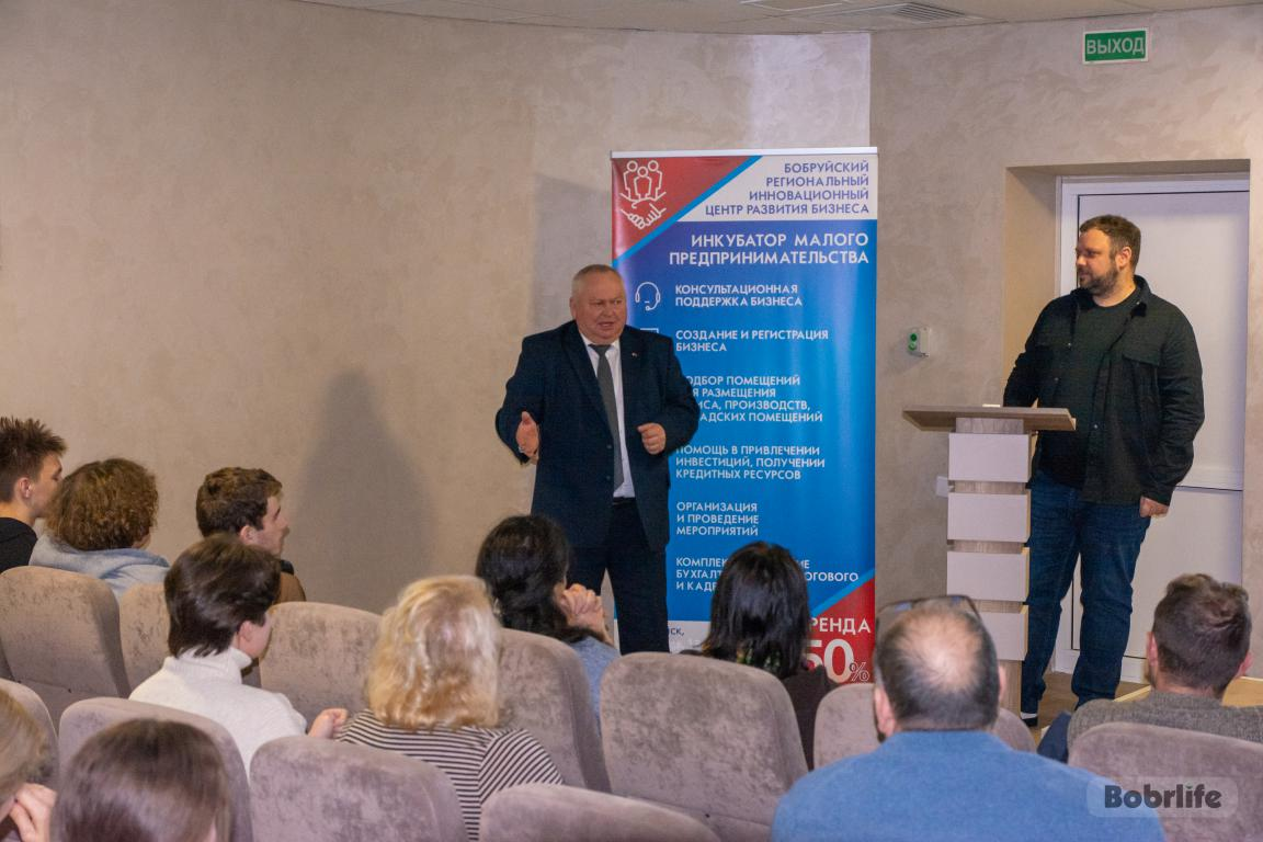 Искусственный интеллект и бизнес. В Бобруйске прошел практический мастер-класс